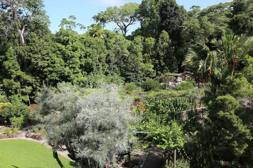 Licuala Lodge Mission Beach Exterior photo