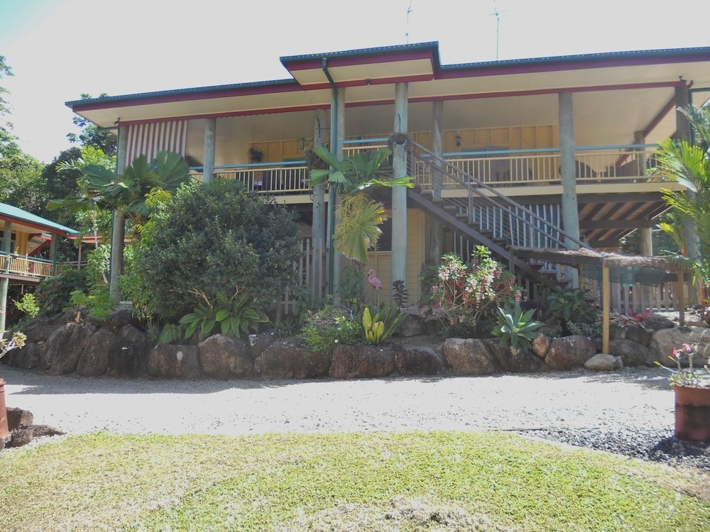 Licuala Lodge Mission Beach Exterior photo